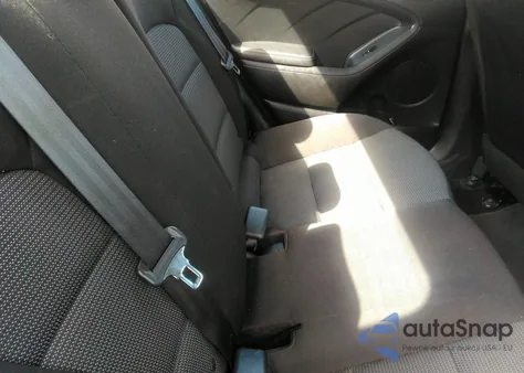 2018 Kia Forte Lx z USA, uszkodzony, nr VIN 3KPFK4A73JE206297